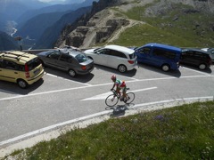 Dolomiti 2 030
